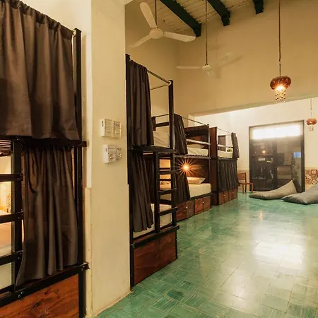 Che Nomadas Merida Hostel (Adults Only)-2
