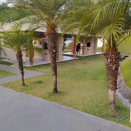 Apartamento Encantador De Frente Ao Lago Corumba-2