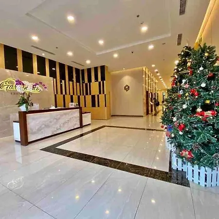 Luxury Apartment Near Airport-3