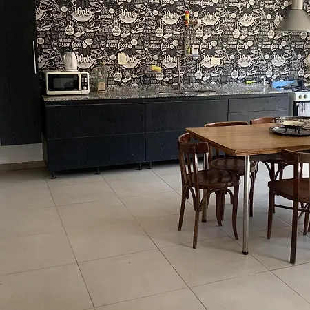 Hermoso Duplex Interno En La Mejor Zona De Mendoza-3