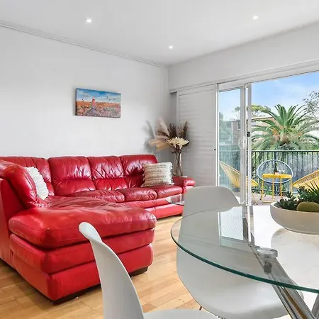 Tranquil Apartment In The City-3