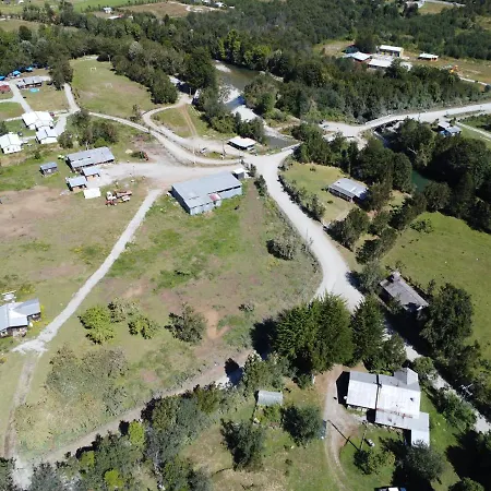 Bosque Patagonico Cabanas Y Camping-3