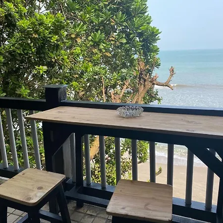 Ocean View Studio Room By Hello Beach-3