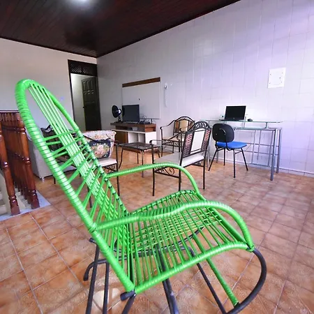 Casa No Centro Com Ar Condicionado A 700M Da Rodoviaria Do Centro-3