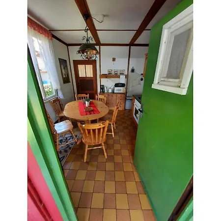 Ferienbungalow Waldstrasse-3