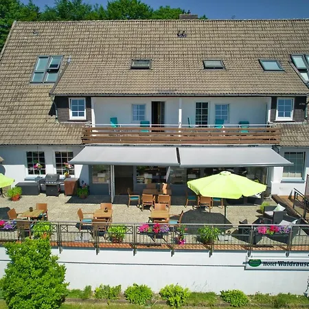 Hotel Waldrausch-2