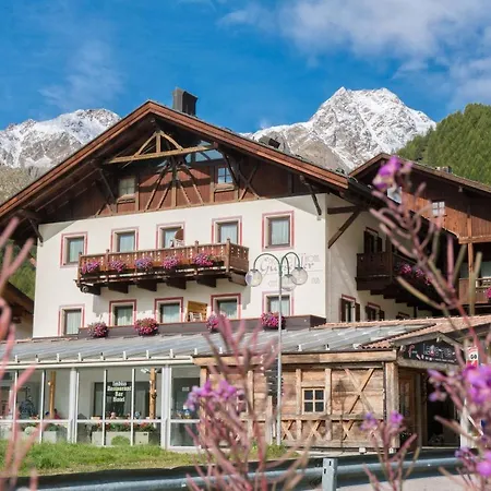 Piccolo Hotel Gurschler-3