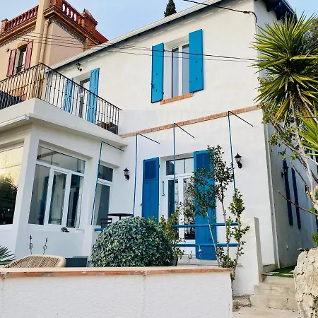Marseille-Au-Bord-De-L'Eau-2