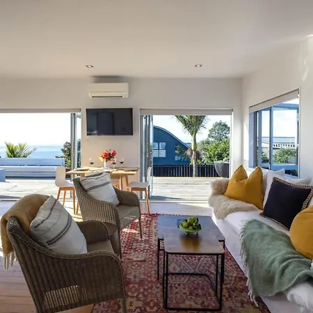 Ocean Breeze Cottage - Coast & Country-3