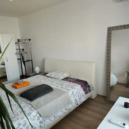 Sea Apartment Lazur - Next To The Beach-3