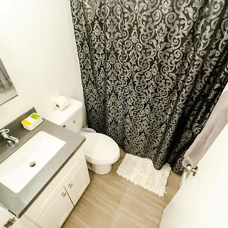 Cozy Koreatown/Hollywood 2 Bedroom-3