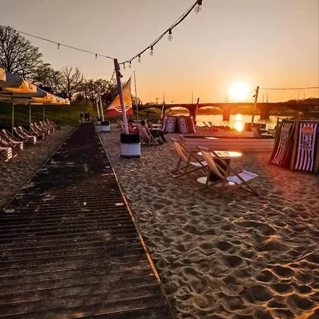 Night Host Trzebnicka 56 Free Parking-2