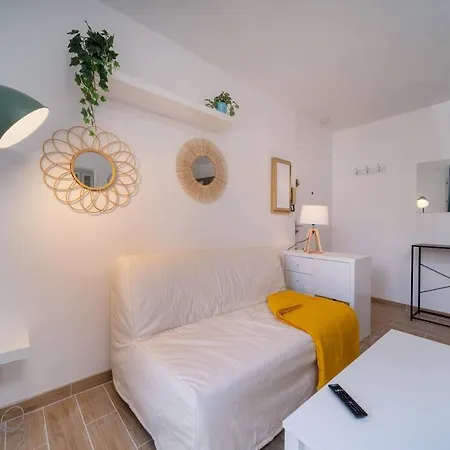 Appartement Neuf Tout Equipe Avec Garage Privatif-3