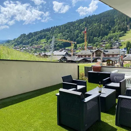 Appartement Avec Terrasse Au Pied Des Pistes, Centre Des Gets, 3 Etoiles, 6 Pers., Animaux Acceptes - Fr-1-623-280-2