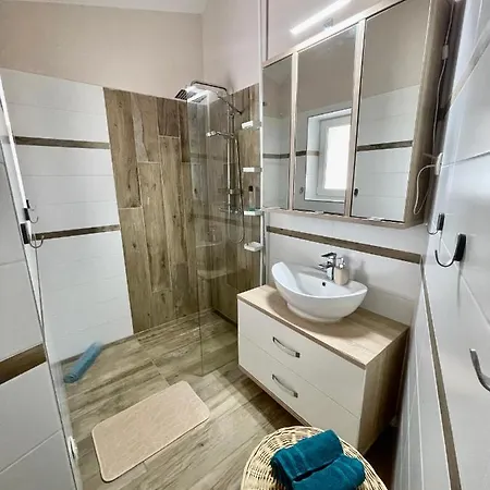 Moonlight Apartment-2