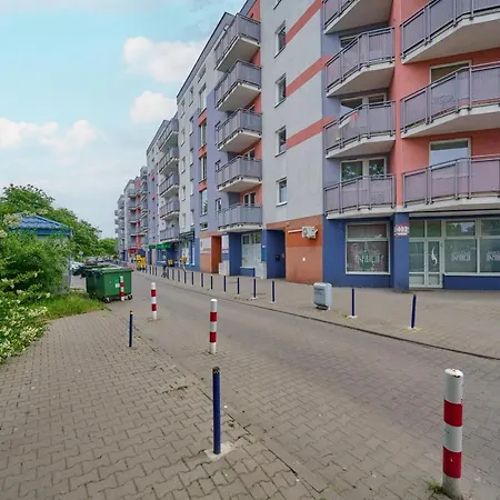 Family Apartment Kamienna With Balcony 1,5 Km To Wroclavia By Noclegi Renters-2