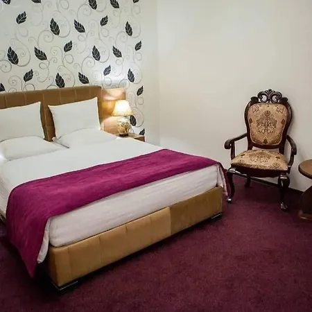 Issam Hotel & Spa Sheki-3