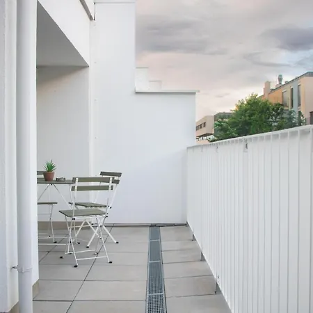 Flat2Go Modern Apartments - Harmony Of City And Nature-2
