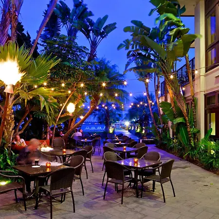 Catamaran Resort Hotel And Spa-2