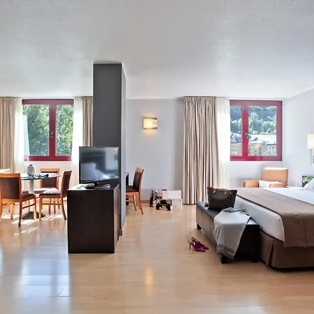 Acta Arthotel-2