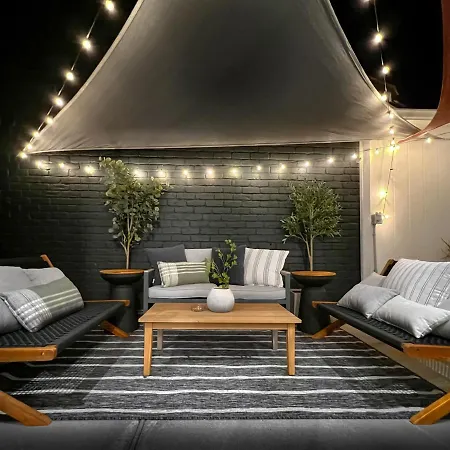 Open Airy Custom Designed Home - 2Kings - Sleeps 14-2