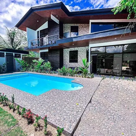 Hector House-2