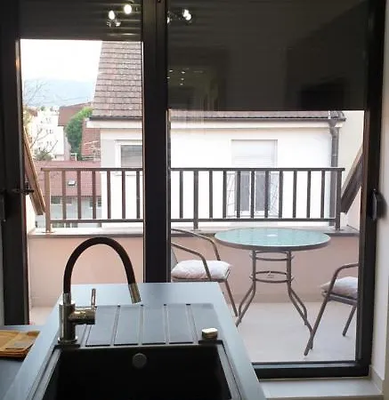 Central Maisonette-2