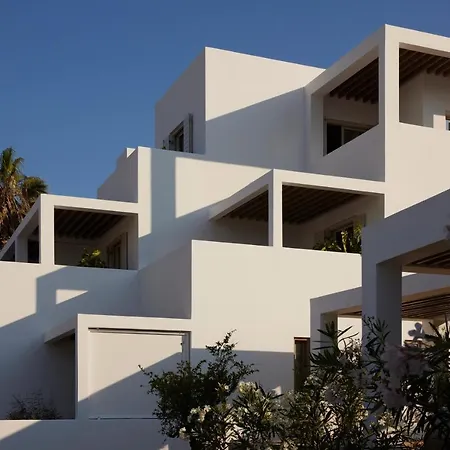 Avant Mar Paros-3