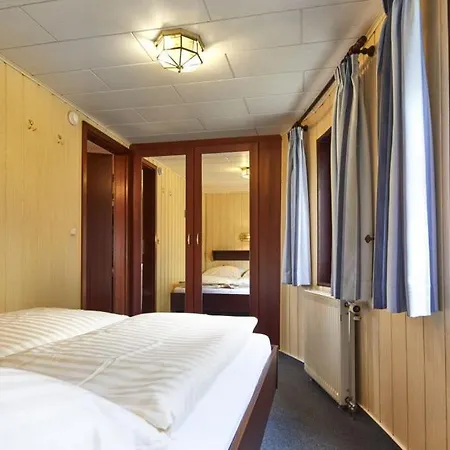 Hotelschiff Stinne-3