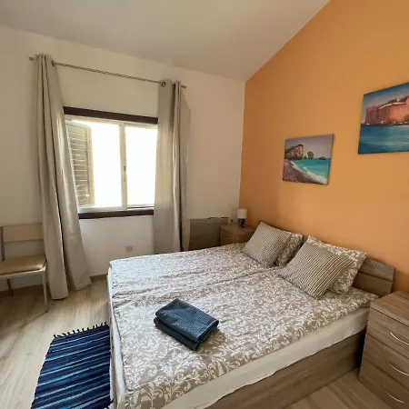 Aphrodite'S Gardens Entire Townhouse 400 M To The Sea-2