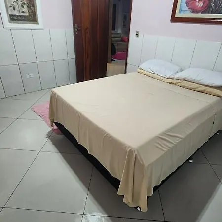 Casa Aconchegante Com Piscina-3