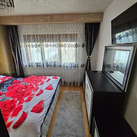 Apartament 3 Camere Plus Living, 2 Bai, Modern-2