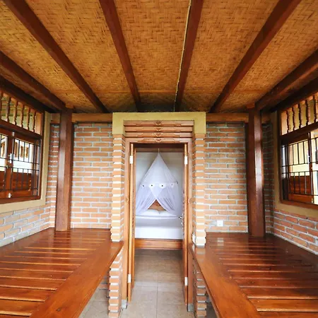 Puri Lumbung Cottages Restaurant & Spa Munduk-2