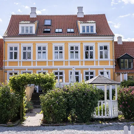Arnfeldt Hotel-2
