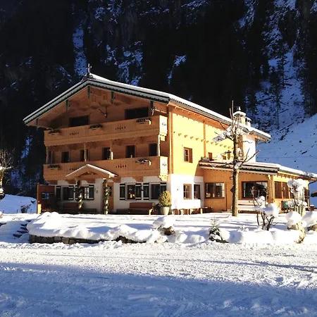 Alpenhaus Lacknerbrunn-2