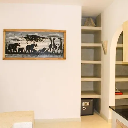 White Villa - Paparemo Beach-2