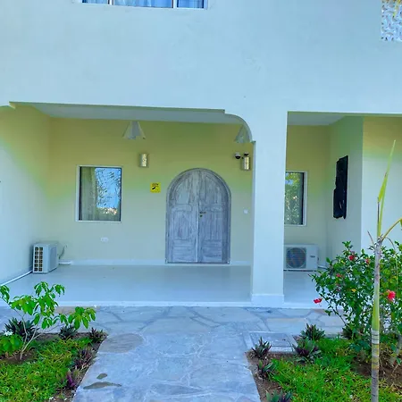 White Villa - Paparemo Beach-3