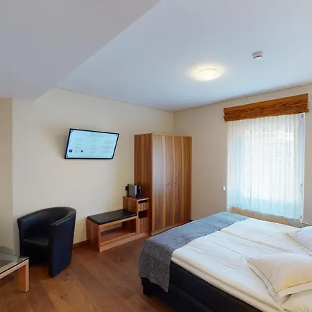 Hotel Ambassador-2