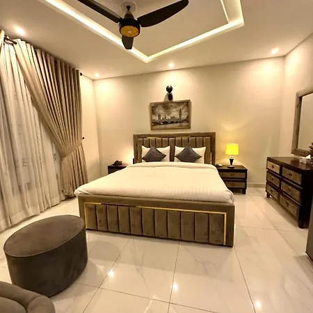 Capital Lodges E-11-3