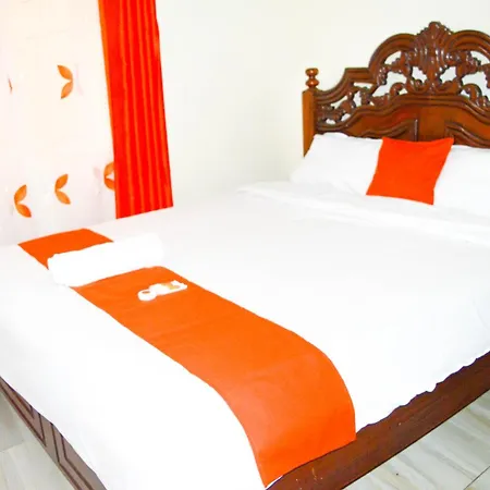 Roma Stays - Prestigious Lifestyle 2 Bedroom All Ensuite Opp Garden City Mall-2
