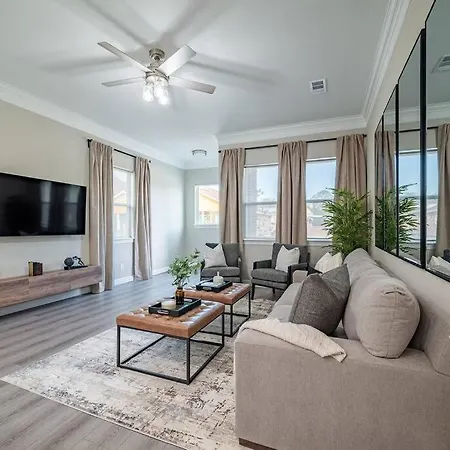 Pet Friendly, Large Work Space, Gated Community-2