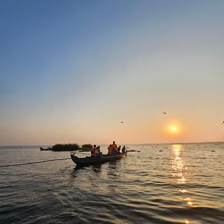 Lake Facing Villa-Water Sport Activities-Niva Waterways-2