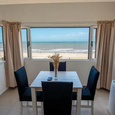 Apartamentos Del Mar-3