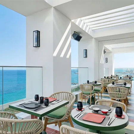 Nyx Hotel Limassol-3
