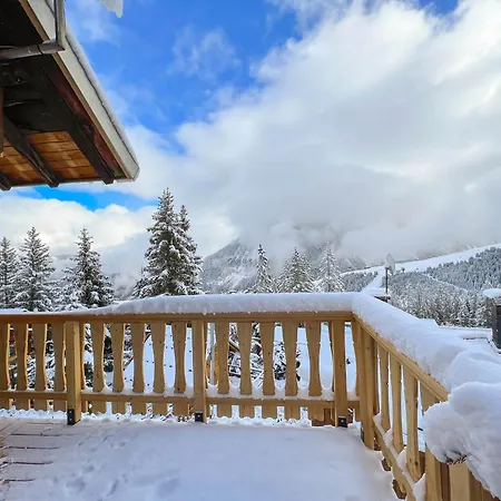 Mazot Confortable Dans Les Sapins, Skis Aux Pieds A Courchevel - Fr-1-564-97-2