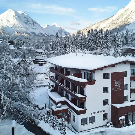 Hotel Alpennest - Mountain Hideaway in Leutasch-3
