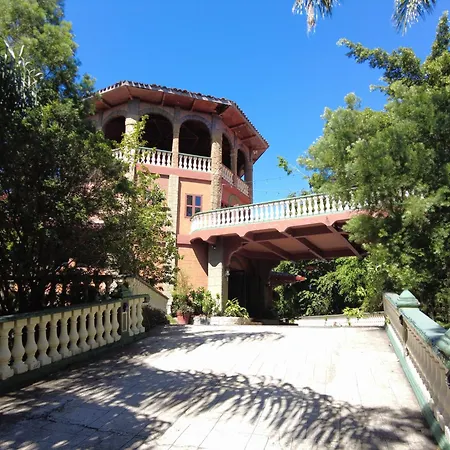El Castillo De Piedra-3