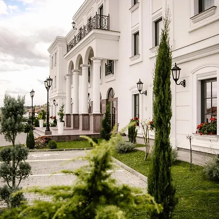 Apartments&rooms Beli Dvor-3