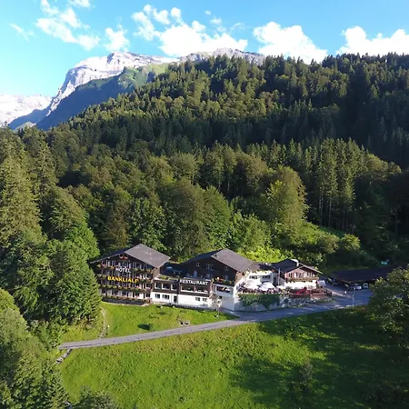 Hotel Restaurant Baenklialp-3
