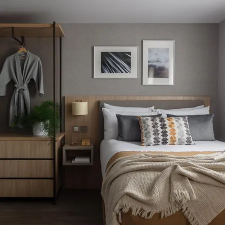 Inhabit Southwick Street, A Member Of Design Hotels-3